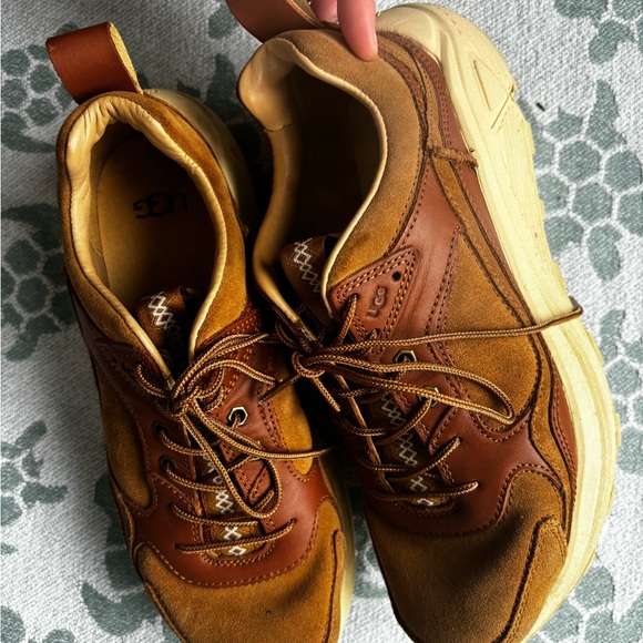 UGG trainer low suede chestnut hiker trail sneaker men’s size 9 - Picture 15 of 15